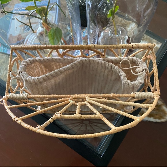 Zara Rattan Handbag, Draw String Knit Liner - Picture 2 of 10